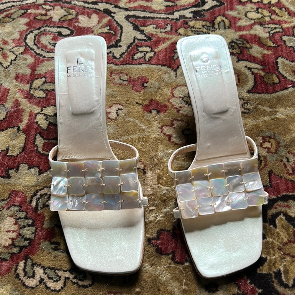 Fendi Mother of Pearl low heeled dress shoe. Size 6